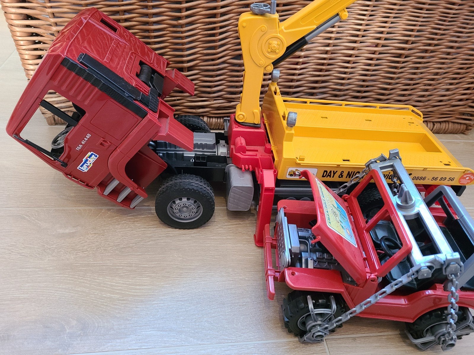Bruder 02750 sleepwagen MAN, Ophalen