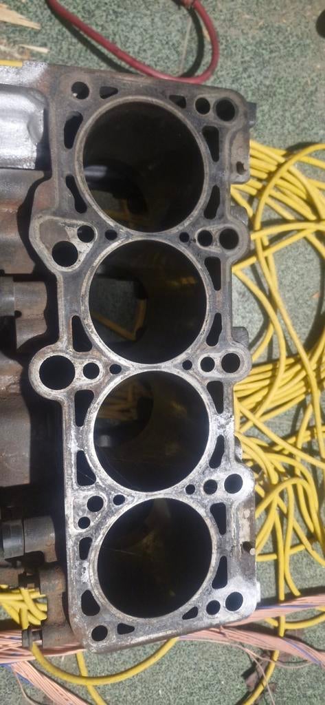 Onderblok,vwgolf5 gti axx code, Ophalen