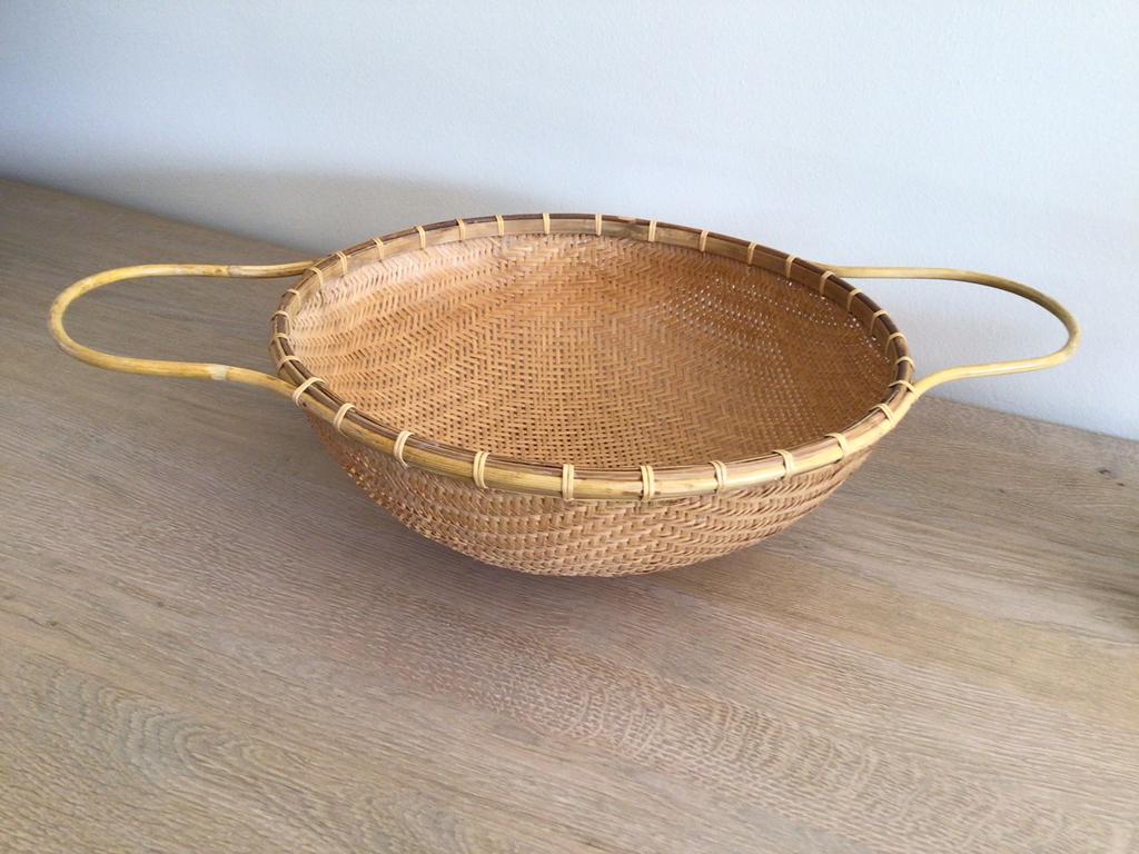 Vintage zeef uit rotan en bamboe, Huis en Inrichting, Woonaccessoires | Schalen en Manden, Ophalen, Zo goed als nieuw