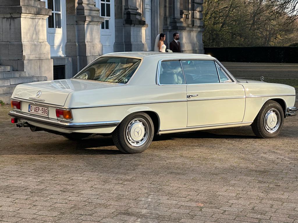 Mercedes W114 1973 280CE, Auto's, Open dak, Wit, Leder, Handgeschakeld