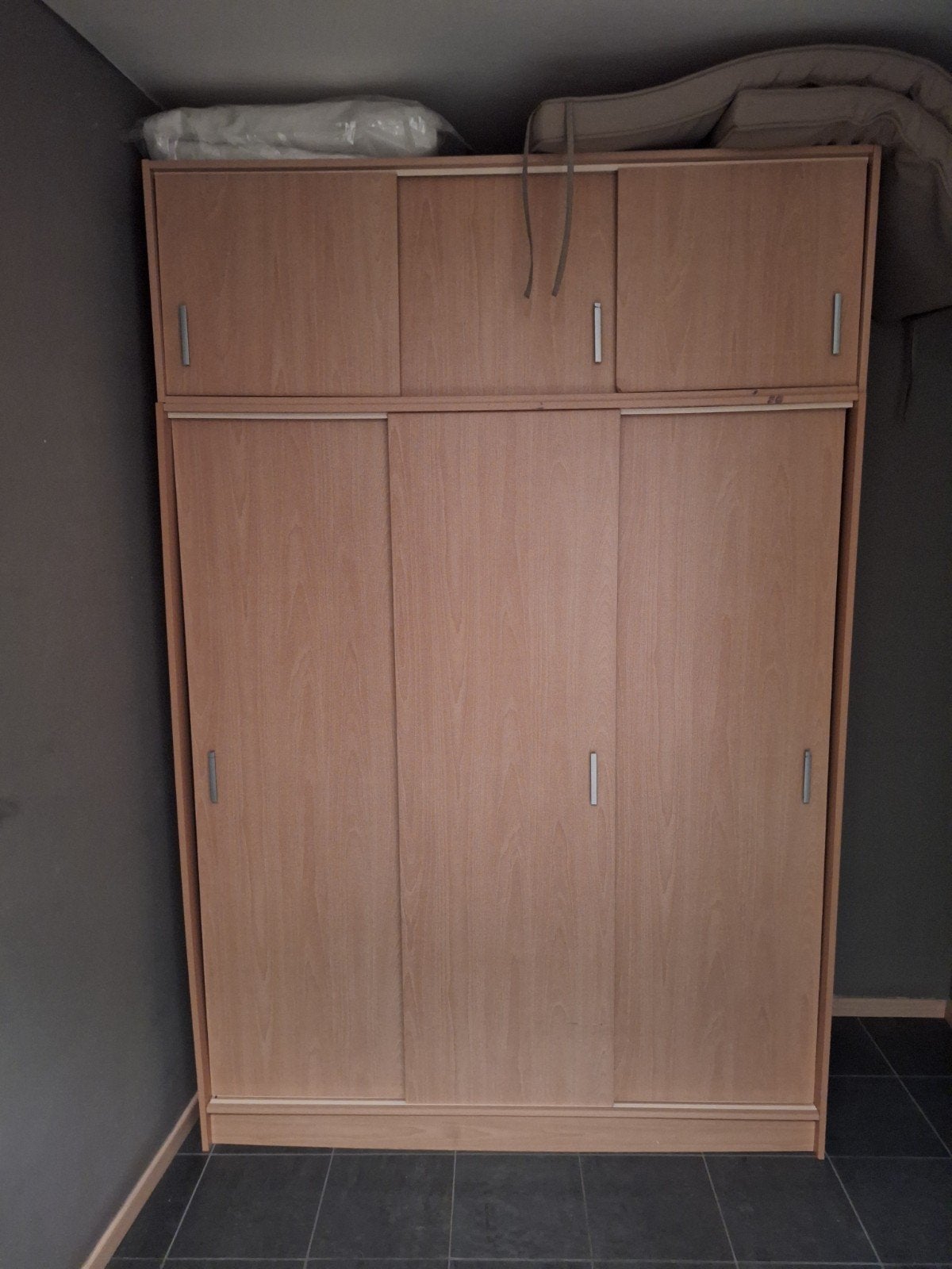 kleerkast 3 deuren, Huis en Inrichting, Ophalen