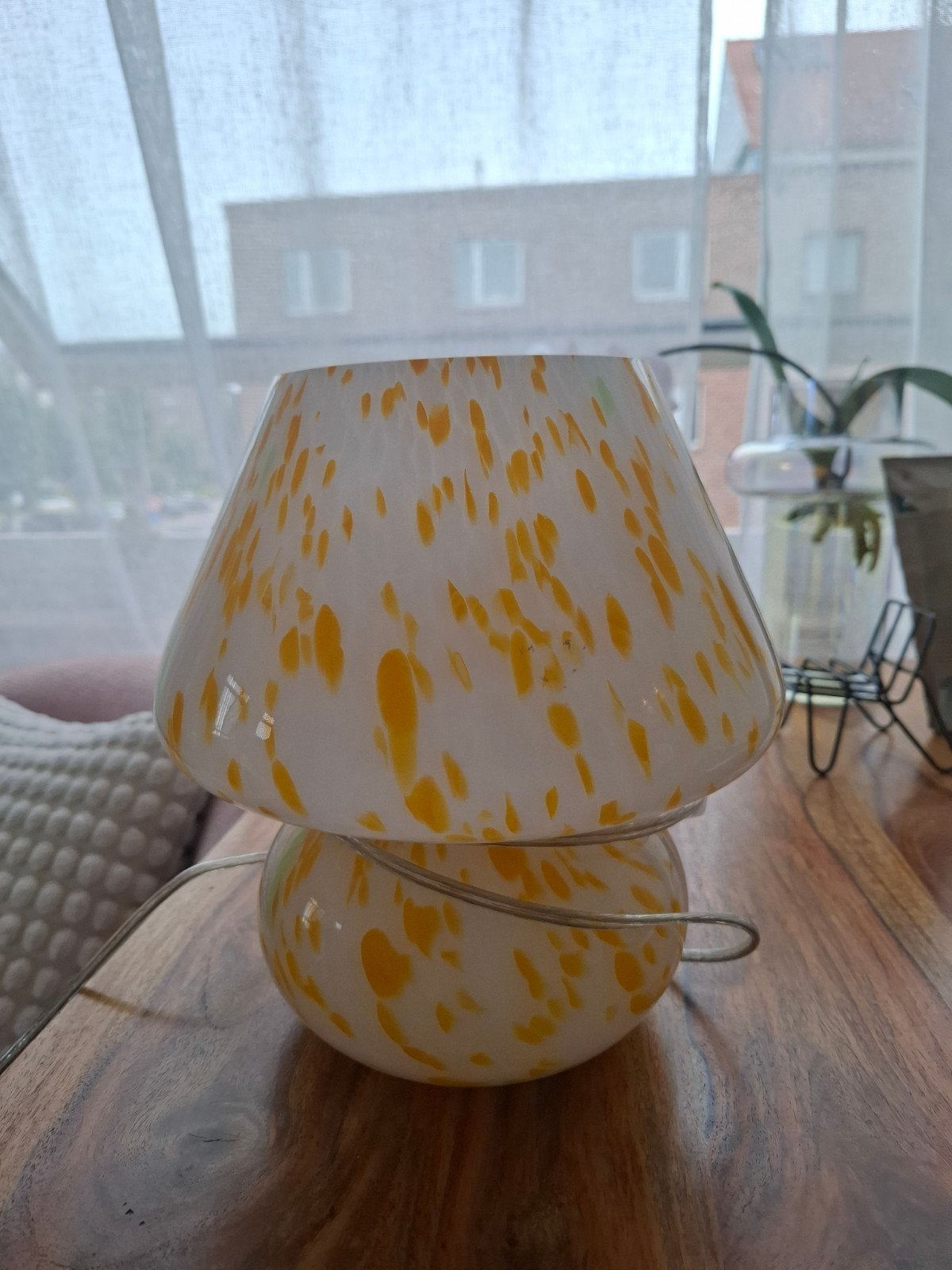 Lampe, Enlèvement