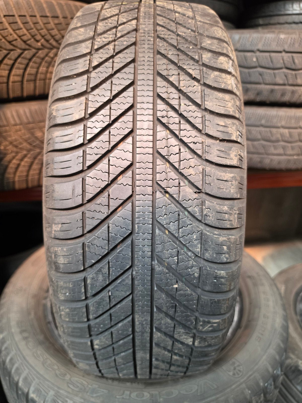 2055516 Goodyear 205/55r16 94v 205/55 r16 20555 r15 205/55/, Enlèvement ou Envoi