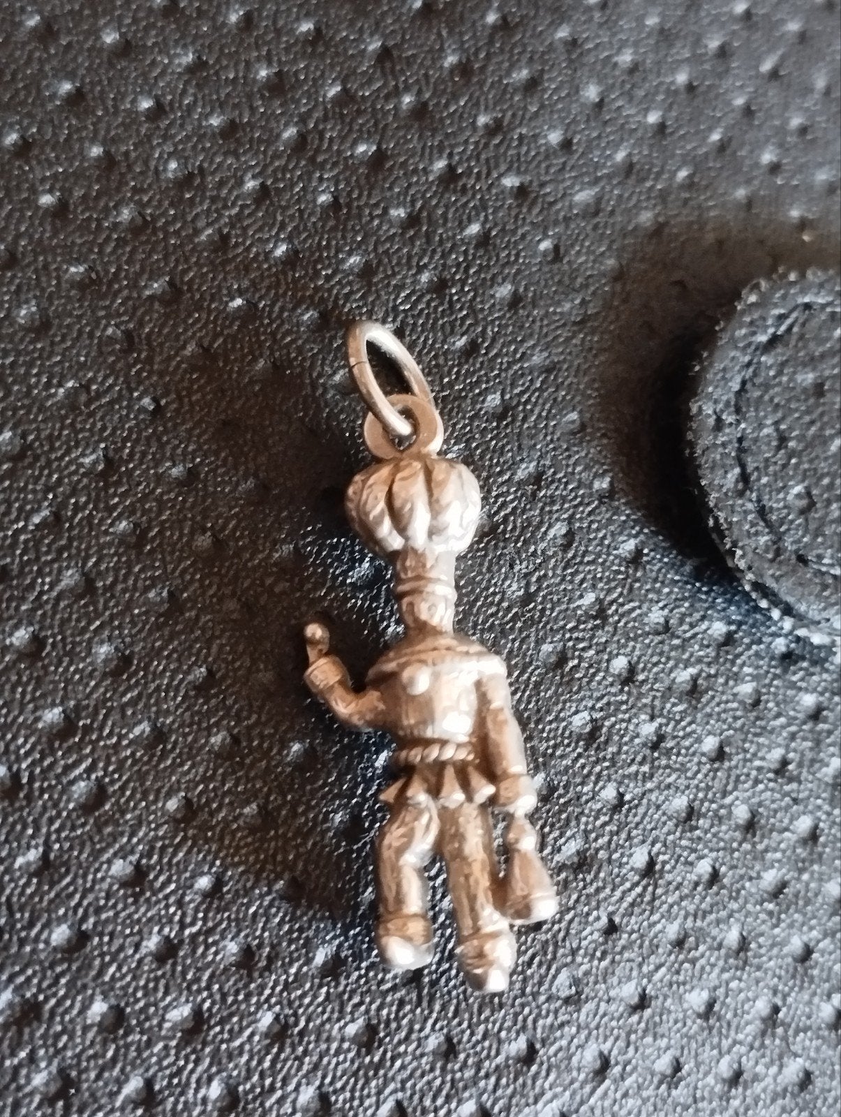 Pendentif gille en argent, Bijoux, Sacs & Beauté, Bracelets à breloques, Enlèvement ou Envoi, Argent