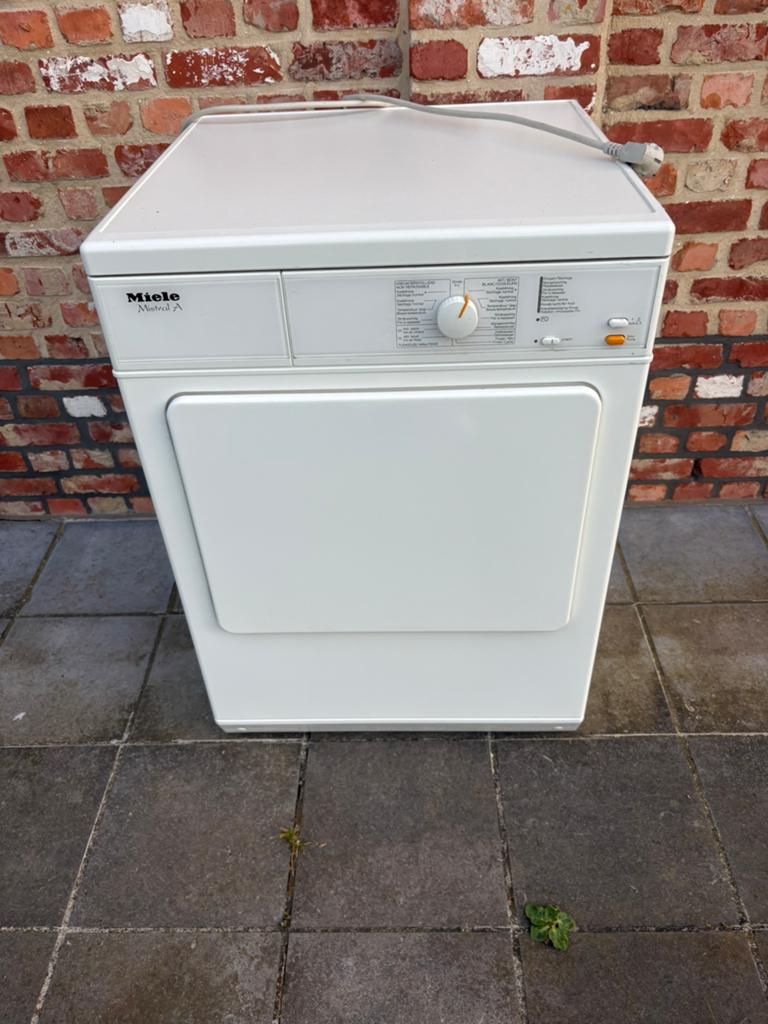 Droogkast Miele met luchtafvoer, Elektronische apparatuur, Ophalen, 6 tot 8 kg, Minder dan 85 cm, Luchtafvoer
