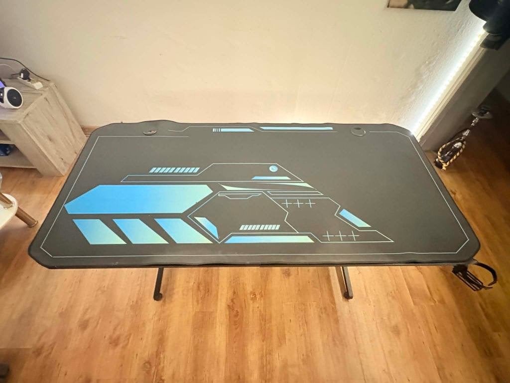 Bureau Gaming en excellent état, Huis en Inrichting, Bureaus, Gebruikt, Gamingbureau, Metaal, Zilver, Demontabel, Ophalen