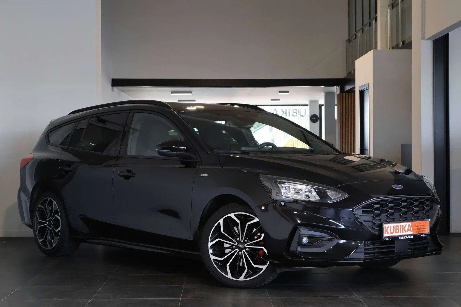 Ford Focus 1.0 EcoBoost MHEV ST-Line ZetelV StuurV CruiseC T, Auto's, Focus, Gebruikt, 1350 kg, Zwart