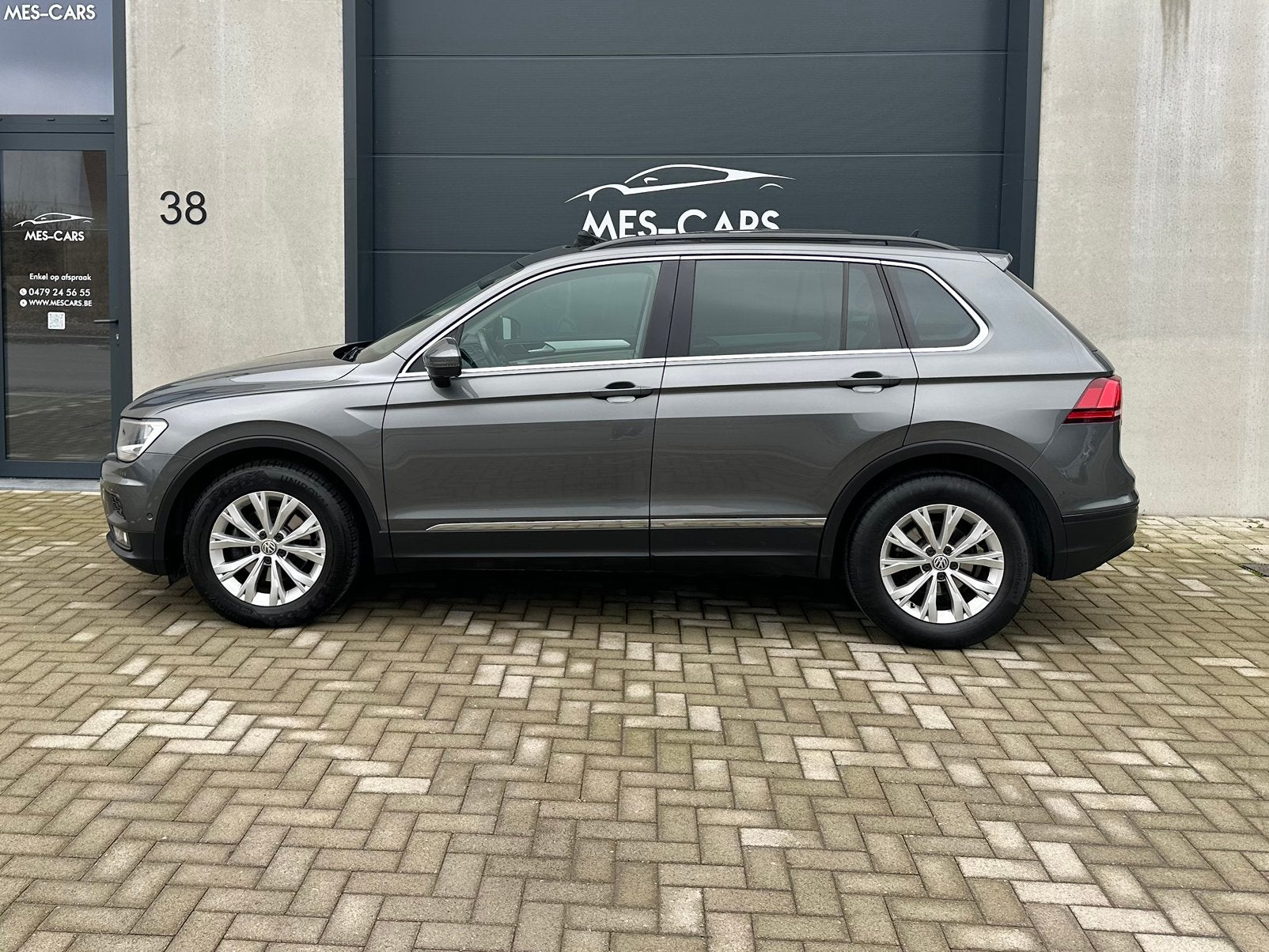 Volkswagen Tiguan 2.0TDI - 150PK Automaat DSG Pano 2018 BTW, Auto's, Automaat, Dealer onderhouden, Verwarmde buitenspiegels, Leder