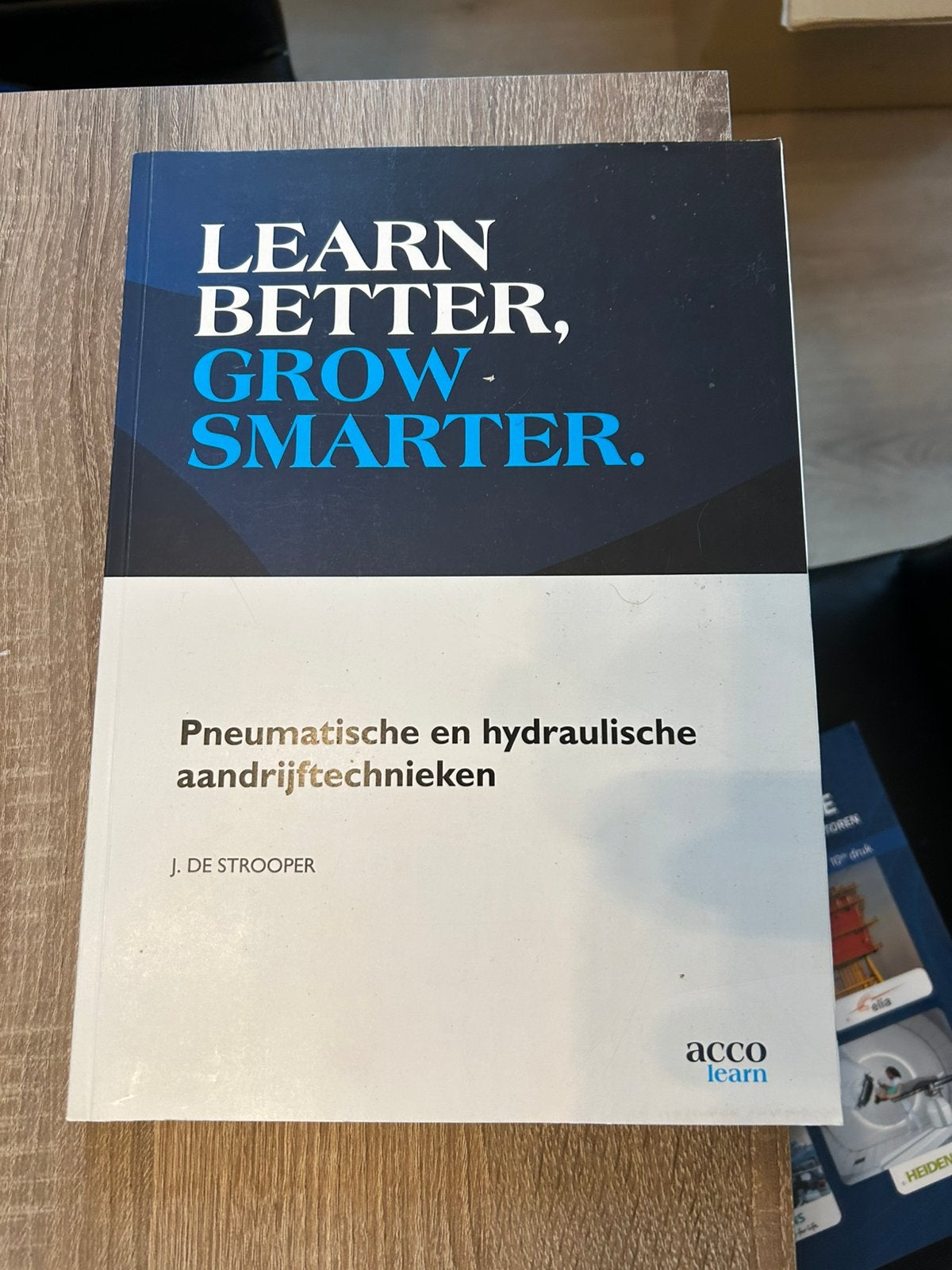 Pneumatische en hydraulische aandrijftechnieken, De Strooper, Enlèvement, Comme neuf