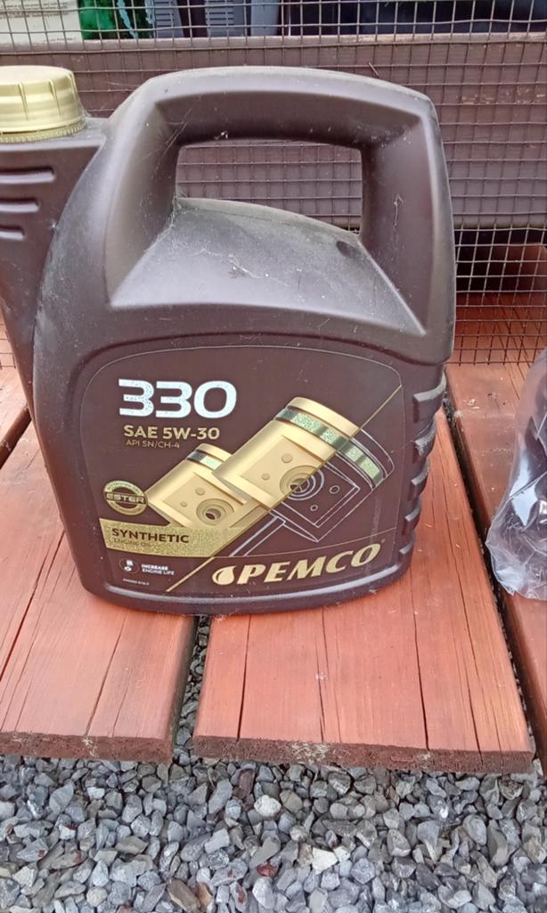 Huile 5w30 - 11 litres, Autos : Divers, Produits d'entretien, Enlèvement