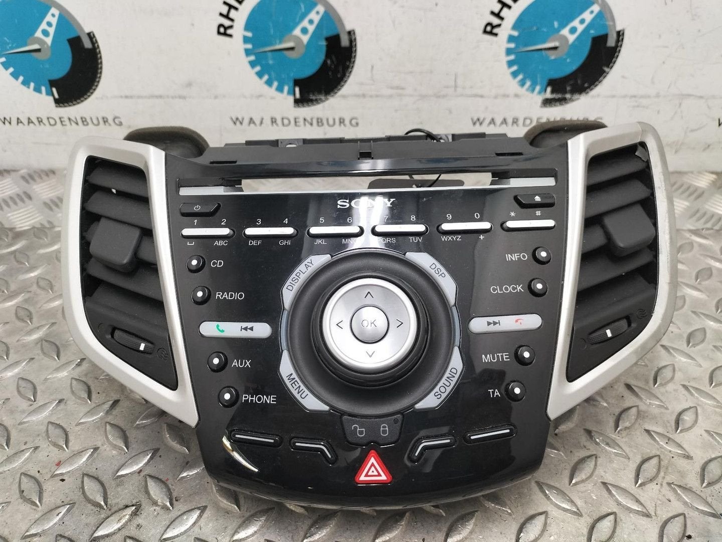 FORD FIESTA 1.6 TDCi ECO. Titan.  EURO 5 RADIO AA6T18K811AF3, Ophalen of Verzenden, Gebruikt, ARN erkend