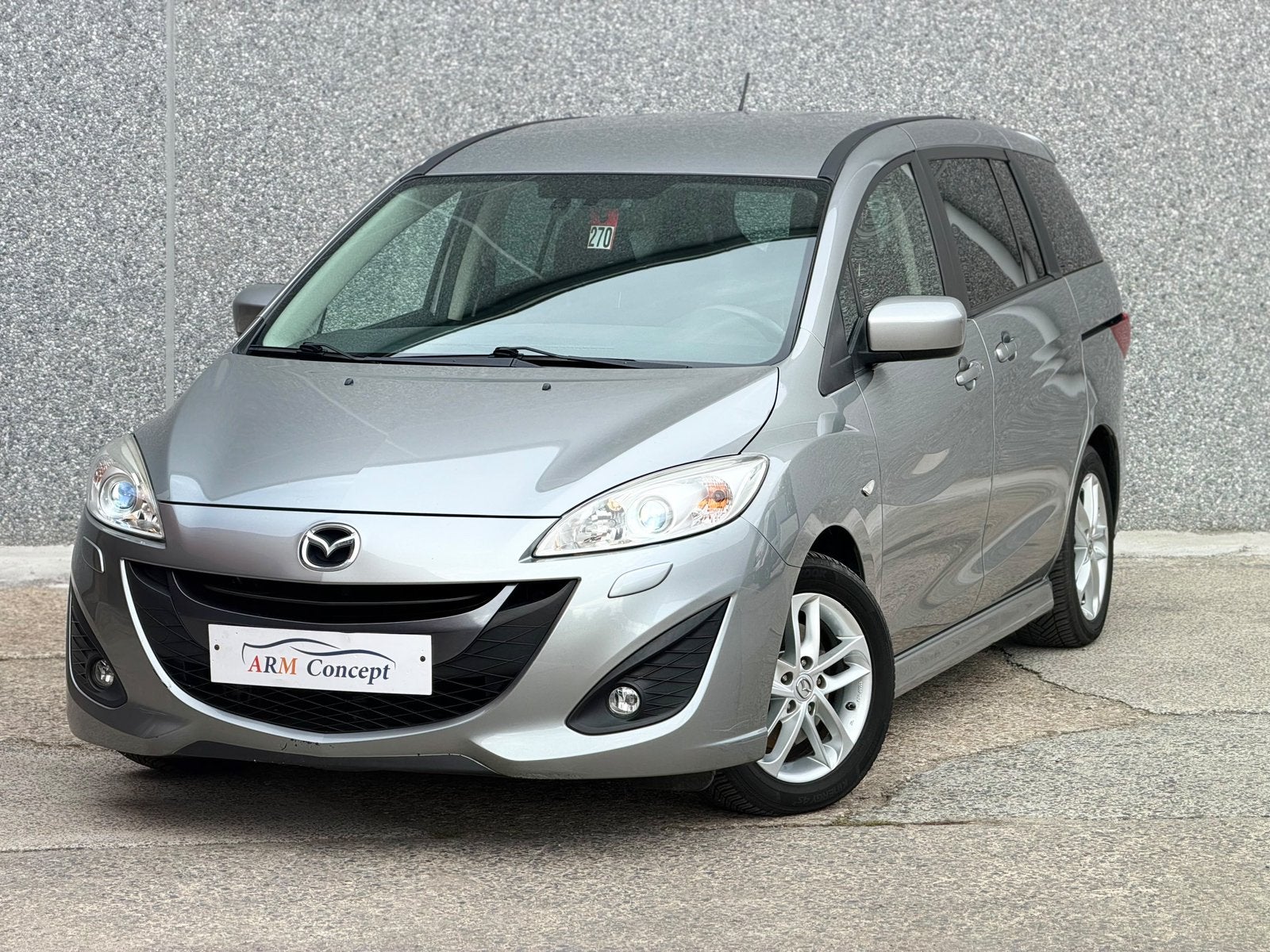 Mazda 5 2.0 Essence 7 pl 2011 EURO 5 Garantie 12 Mois, Auto's, Voorwielaandrijving, Euro 5, Monovolume, Zwart