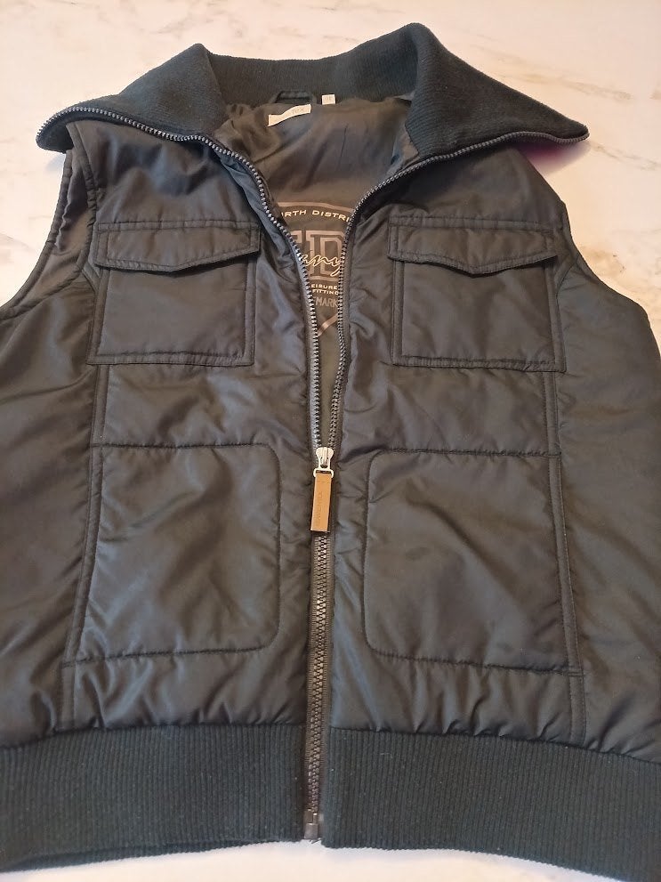 Gilet sans manche matelassé noir - Taille 40-M Wavehill, Vêtements | Femmes, Taille 38/40 (M), Wavehill, Enlèvement, Porté