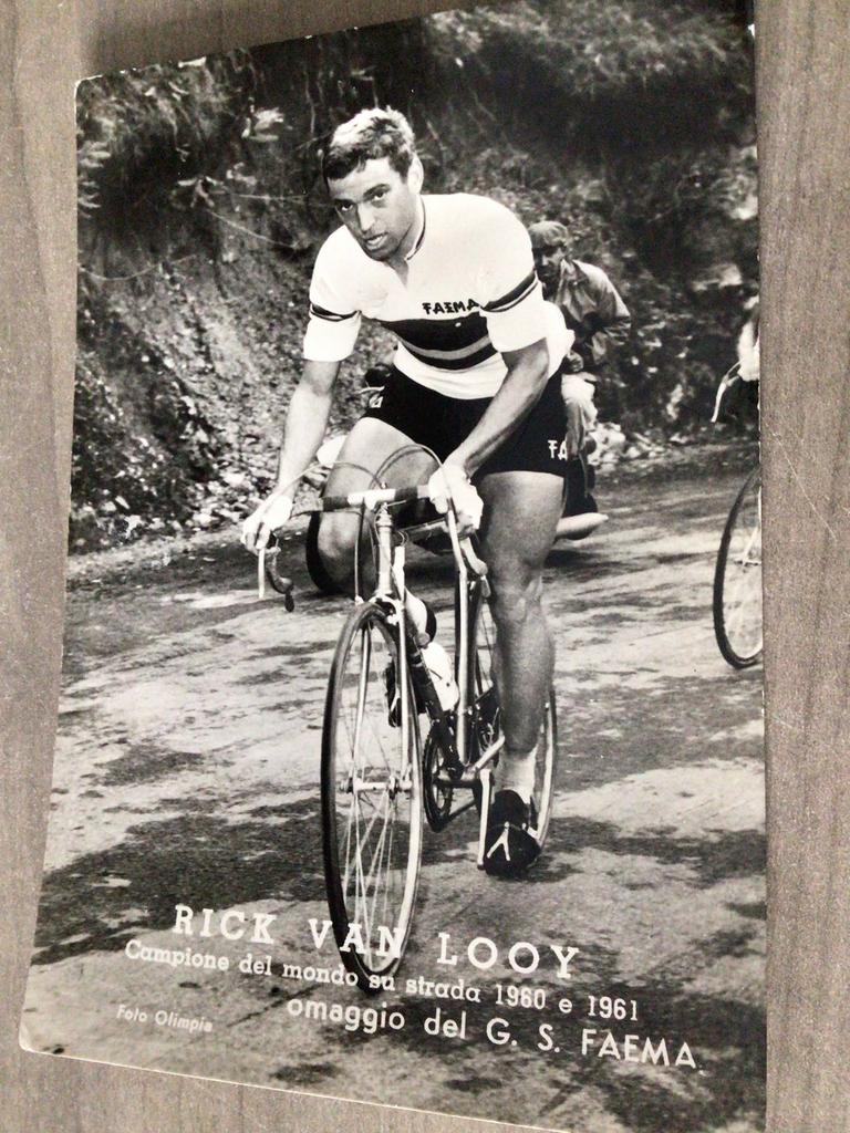 Wielerkaart 1961 team faema rik van looy, Envoi