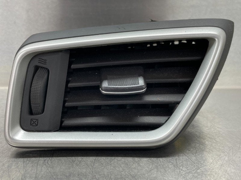 AERATEUR TABLEAU DE BORD Qashqai (J11) (|687614EA0A|), Utilisé, Nissan