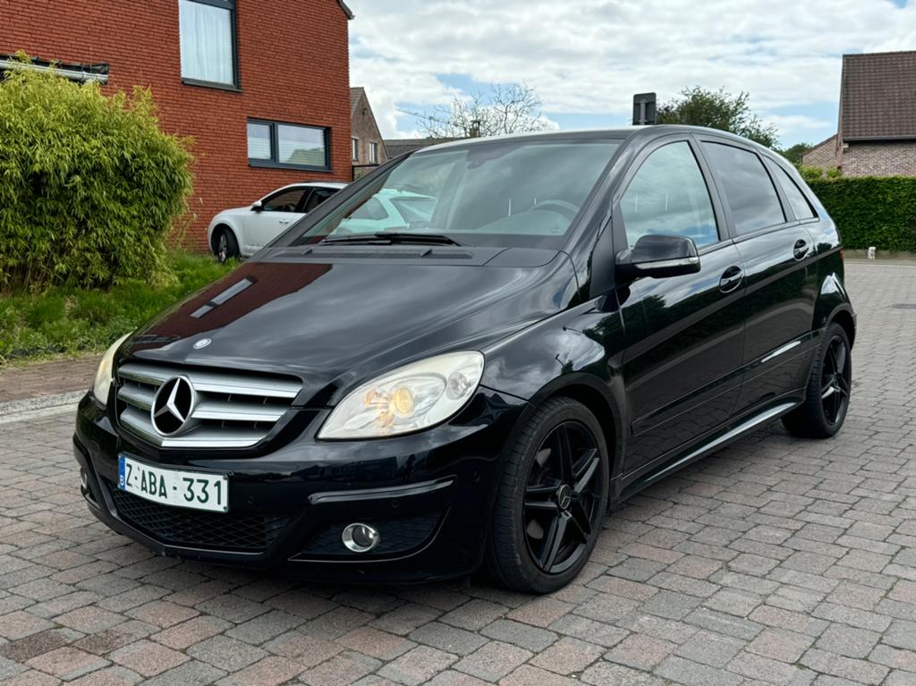 Mercedes B 180 CDI, airco, GPS, 235.000 km, 02.2012.., Euro 5, Zwart, 4 cilinders, Leder en Stof