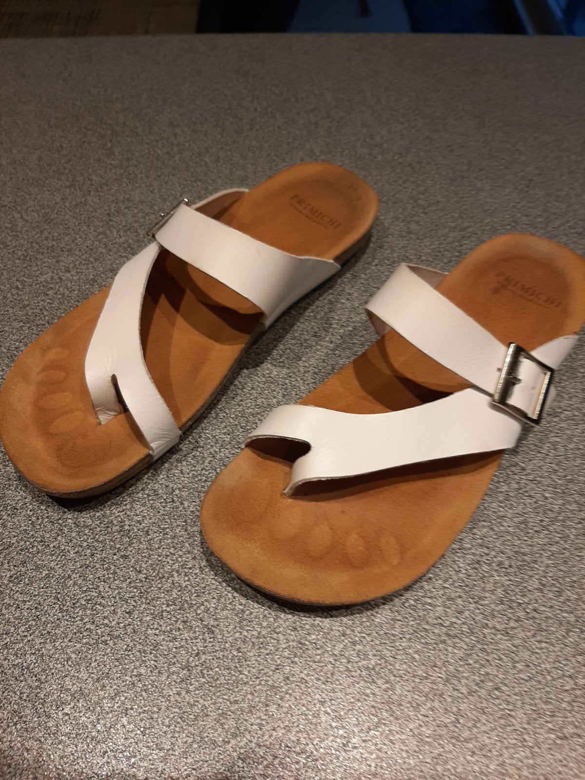 lederen slippers, Enlèvement, Sandales de bain