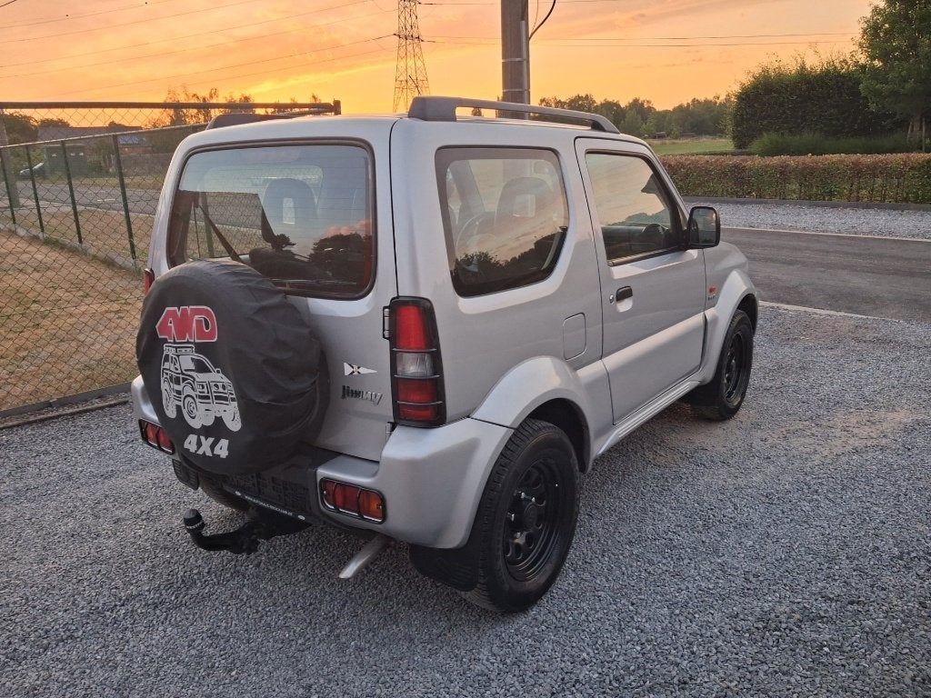 suzuki jimny #4x4# 1300cc benzine !!automatiek!! 1300cc, Autos, Argent ou Gris, Achat, Entreprise, Carnet d'entretien