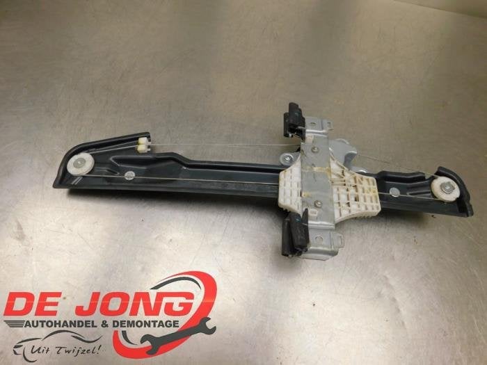 Mécanique vitre 4portes arrière droite d'un Ssang Yong Tiv, -, 3 mois de garantie, Utilisé, SsangYong