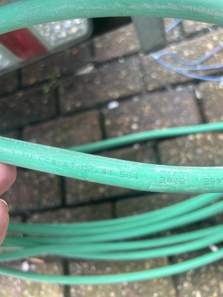 Kabel XGB 5G4, Enlèvement, Comme neuf