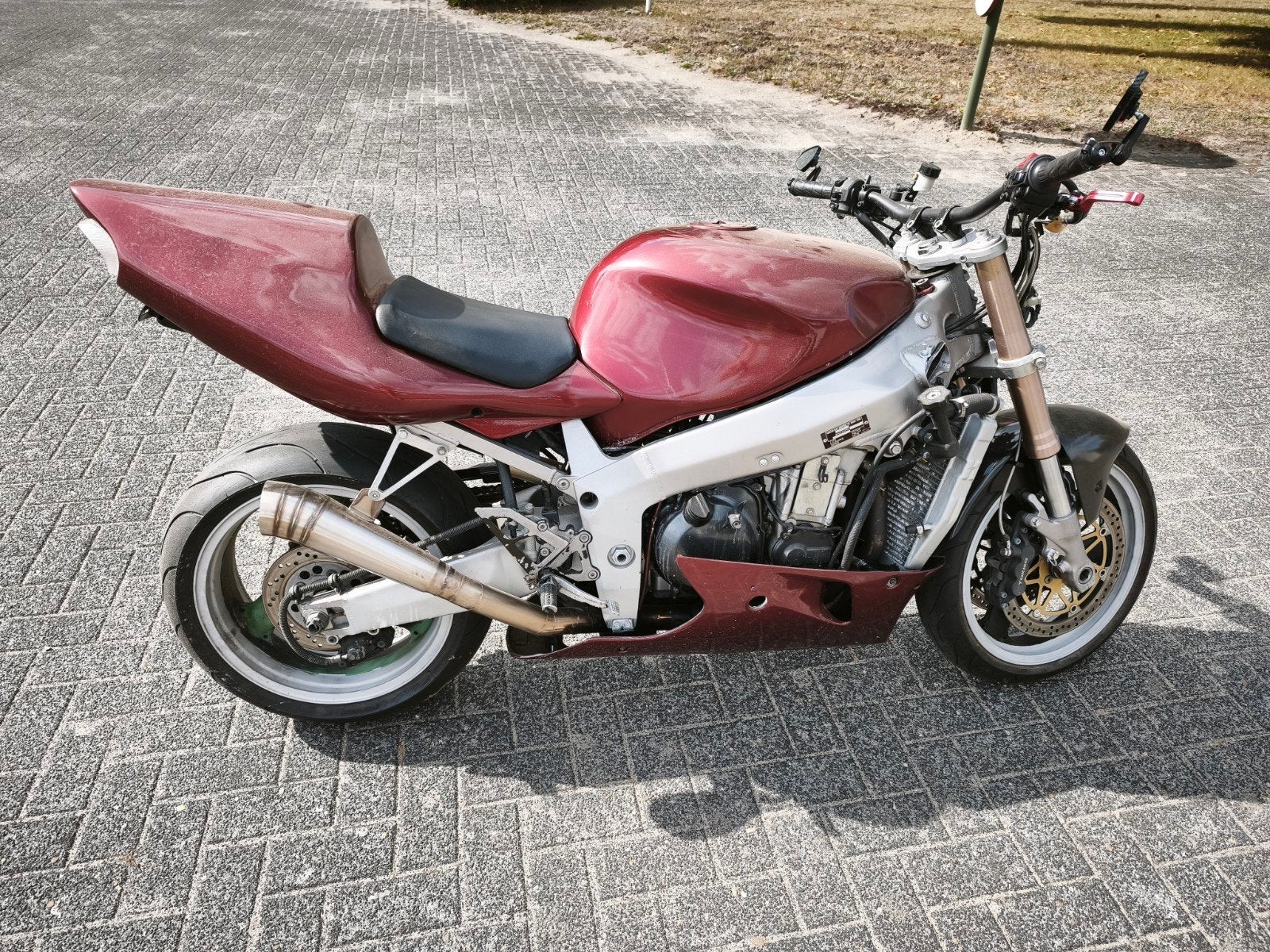 Kawasaki Ninja ZX-7R / ZX750P – rijdend project, 750 cm³, 6 vitesses, Enlèvement, Utilisé