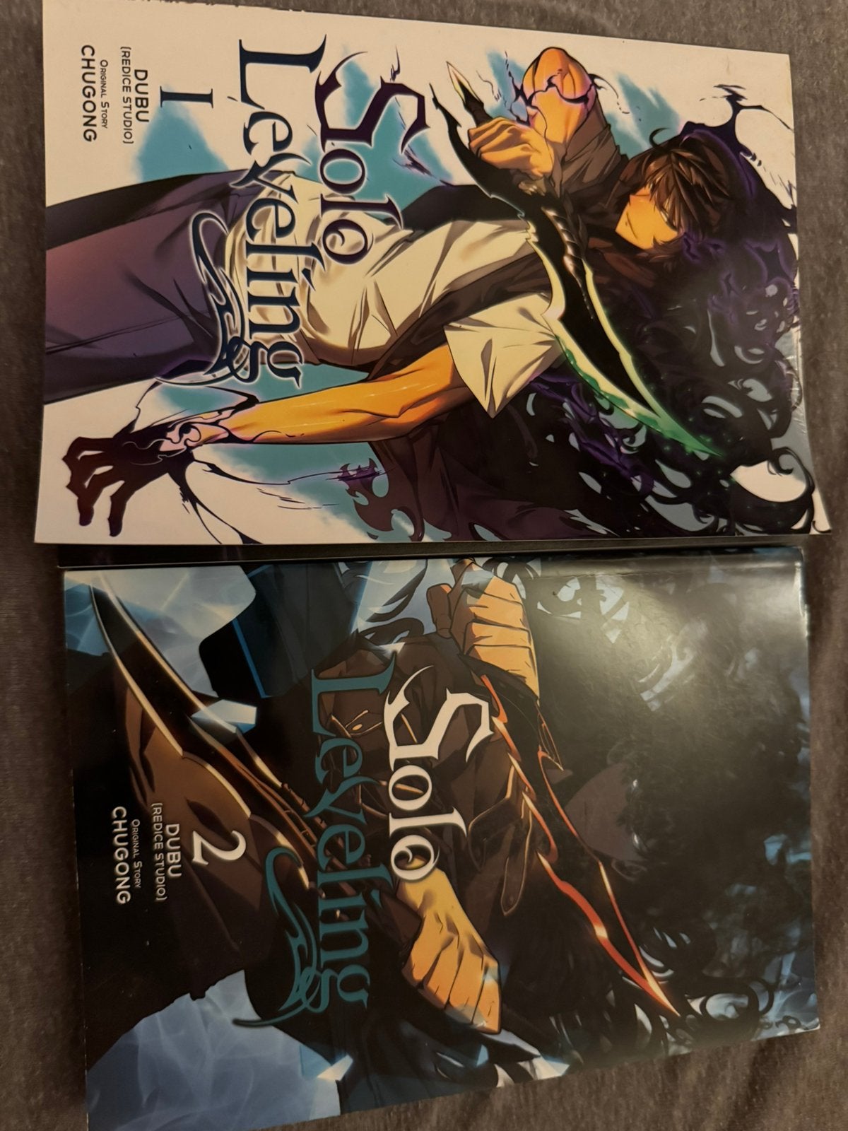 Solo Leveling – Boek 1 & 2, Boeken, Meerdere comics, Ophalen, Zo goed als nieuw, Japan (Manga)