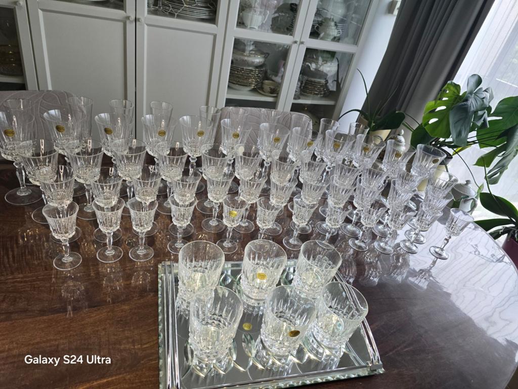 Verres en cristal d'Arques, Enlèvement