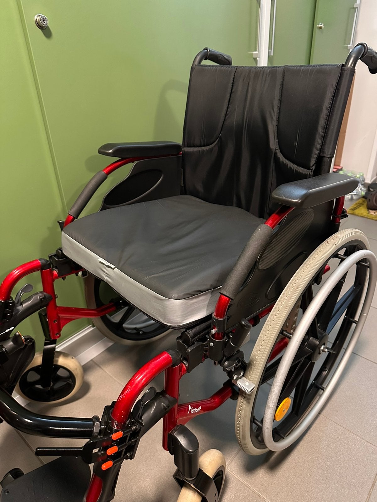 Rolstoel nieuw, Enlèvement, Comme neuf