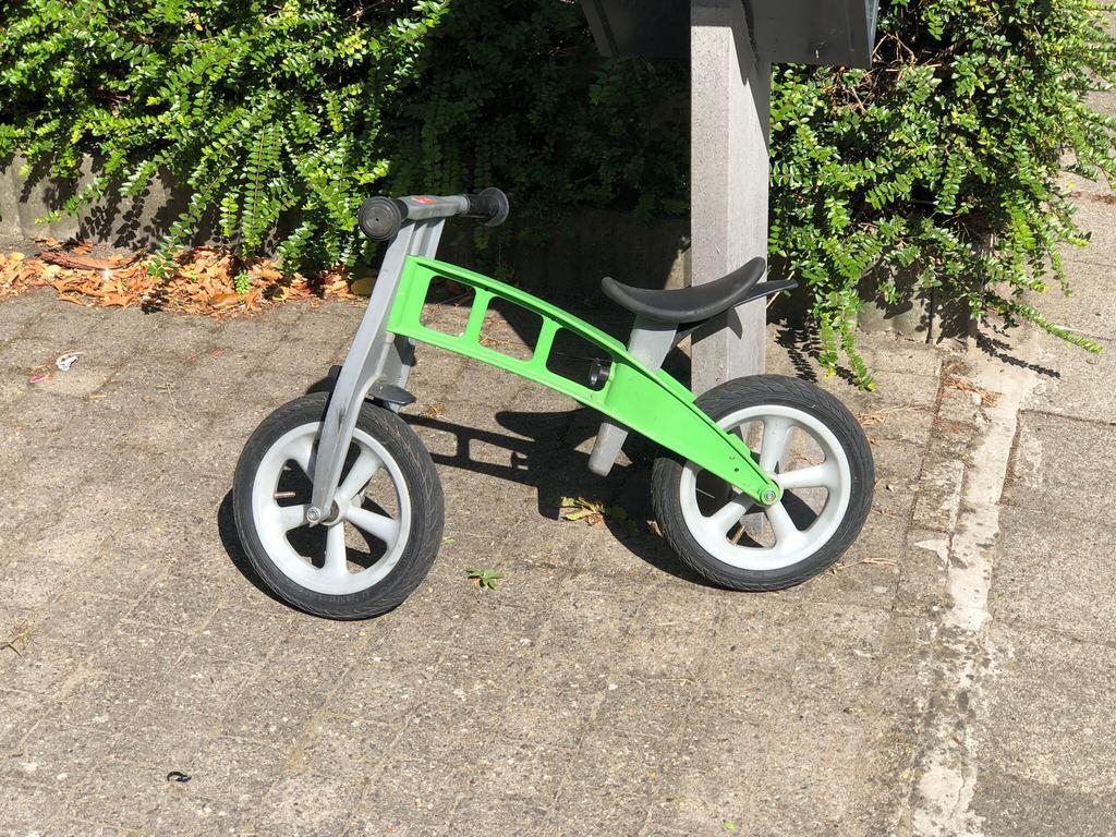 Loopfiets groen, Fietsen en Brommers, Ophalen, Gebruikt