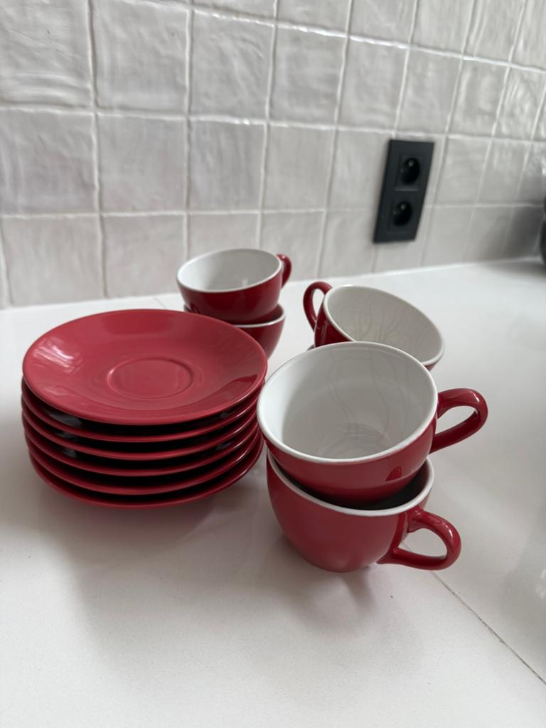 Koffietassen met bordjes, Huis en Inrichting, Keuken | Servies, Ophalen, Zo goed als nieuw