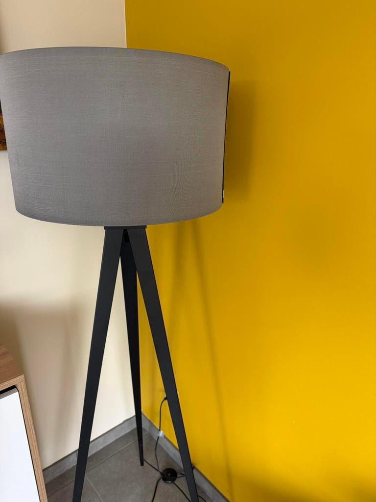 Tripod lamp van het merk Zuiver, Ophalen, Gebruikt, Stof, Modern