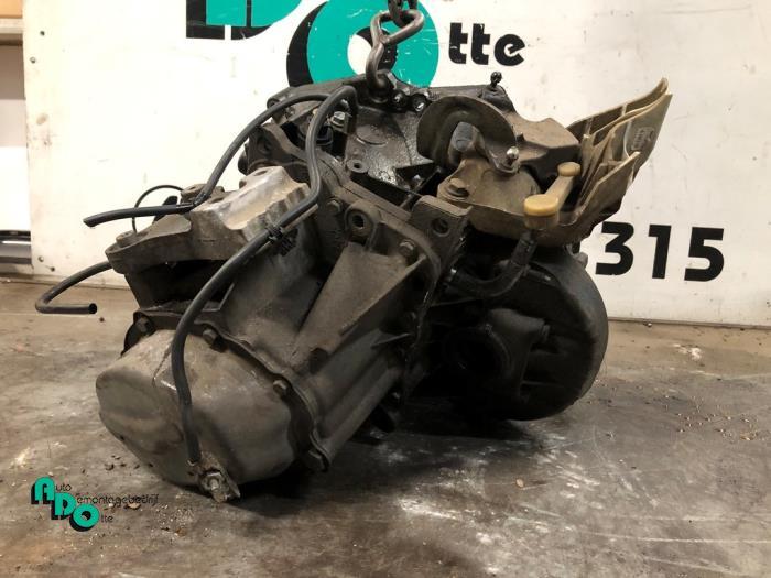 Versnellingsbak van een Peugeot 207 (207 06-), Gebruikt, -, -, Ophalen of Verzenden