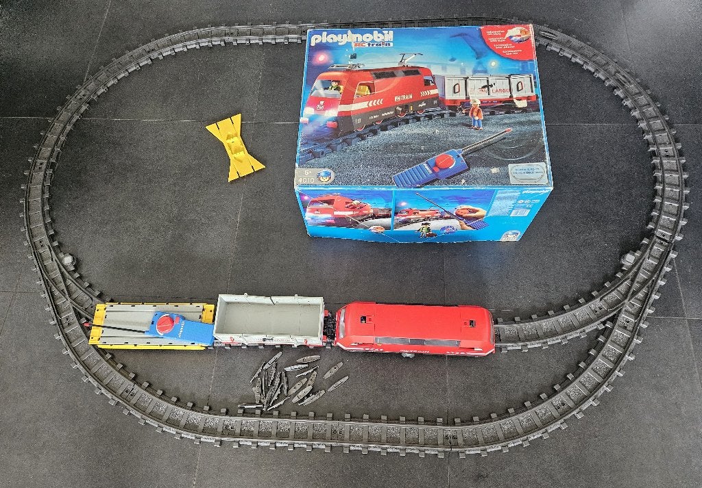 Playmobil trein 4010 met doos en extra vrachtwagon 4126, Ophalen of Verzenden