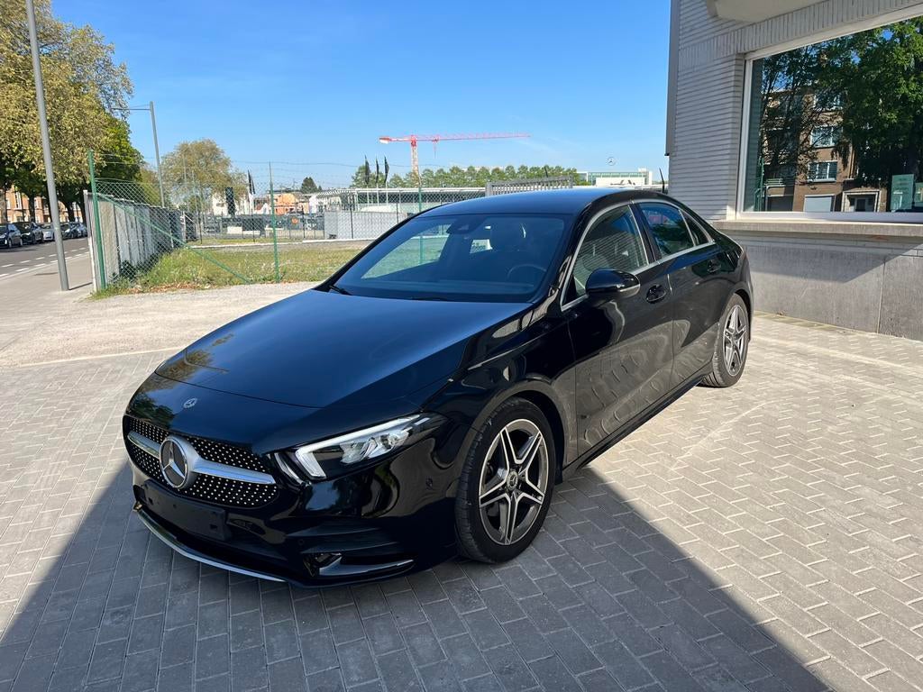 MERCEDES A 200 AMG AUTOMATIC, Auto's, Mercedes-Benz, Automaat, 4 deurs, 4 cilinders, Alcantara