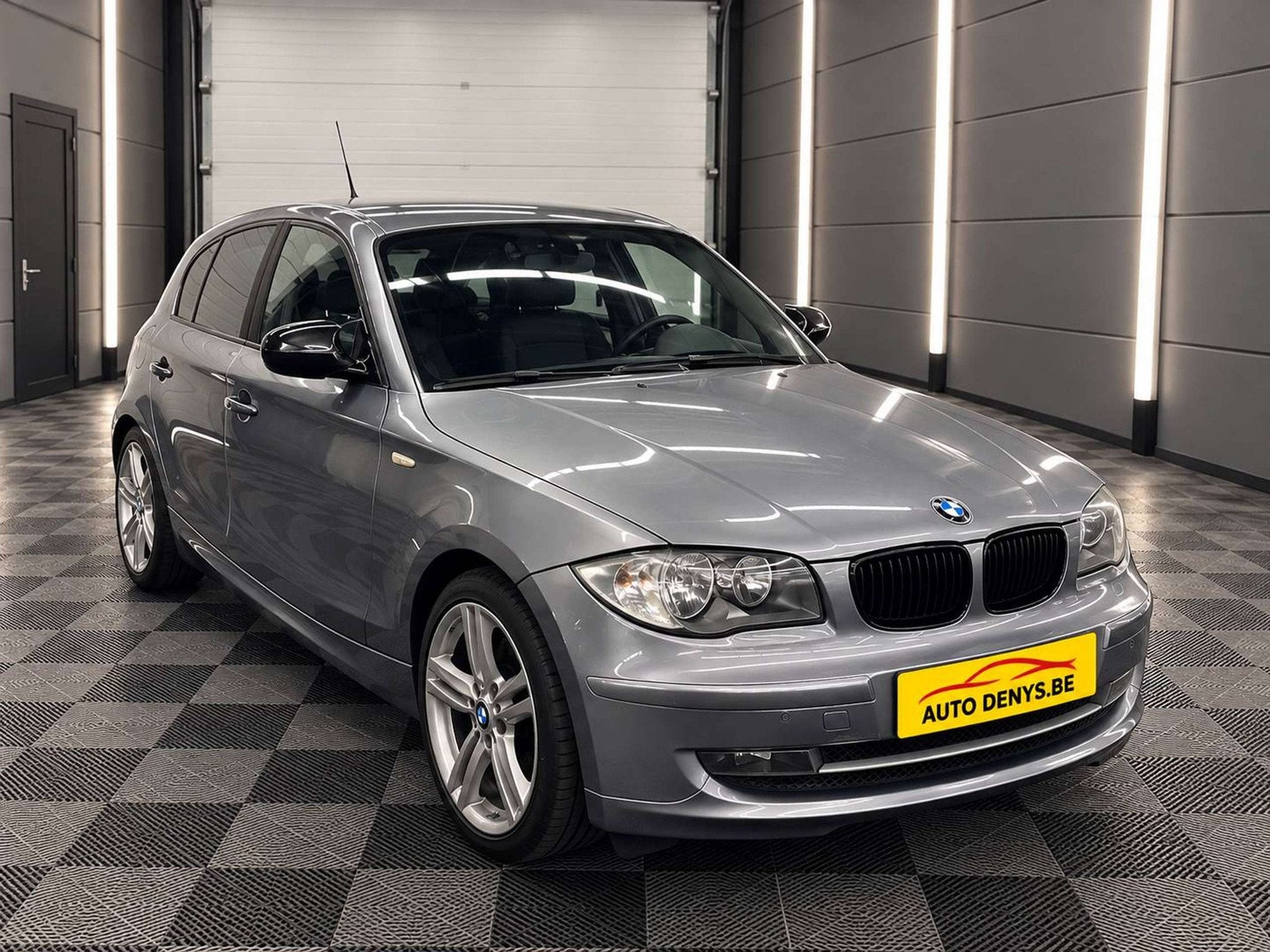 BMW 1 Serie 116 I bj2010 2.0 benzine eur5 194913km, Autos, Achat, 5 portes, 4 cylindres, Série 1