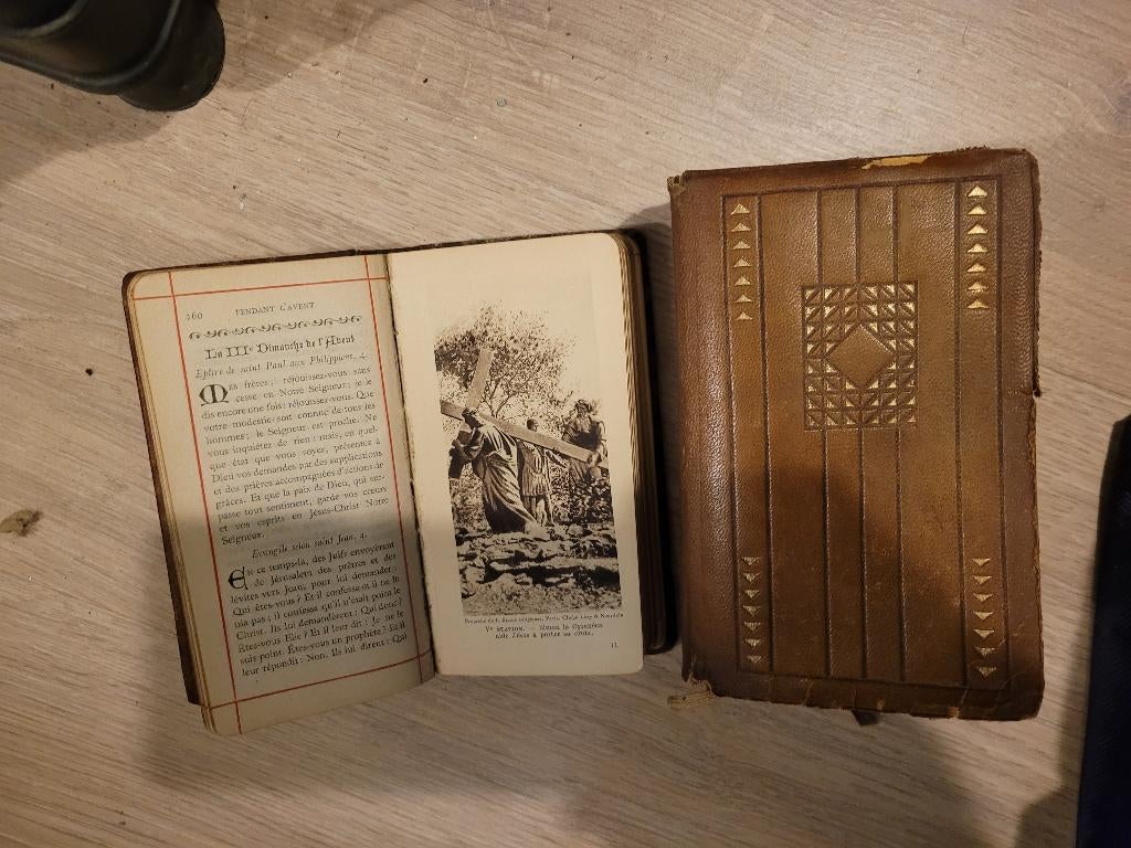Missaal, Antiek en Kunst, Ophalen