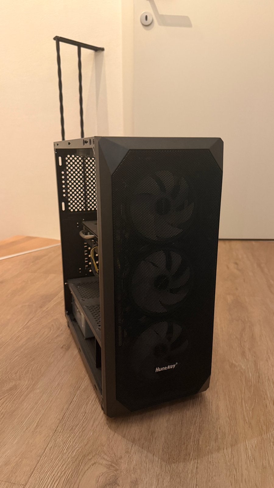 Gaming PC GTX 1650 16GB RAM Intel Xeon SSD, Computers en Software, Verzenden, Zo goed als nieuw