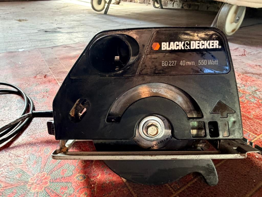 Scie circulaire black & decker, Bricolage & Construction, Enlèvement