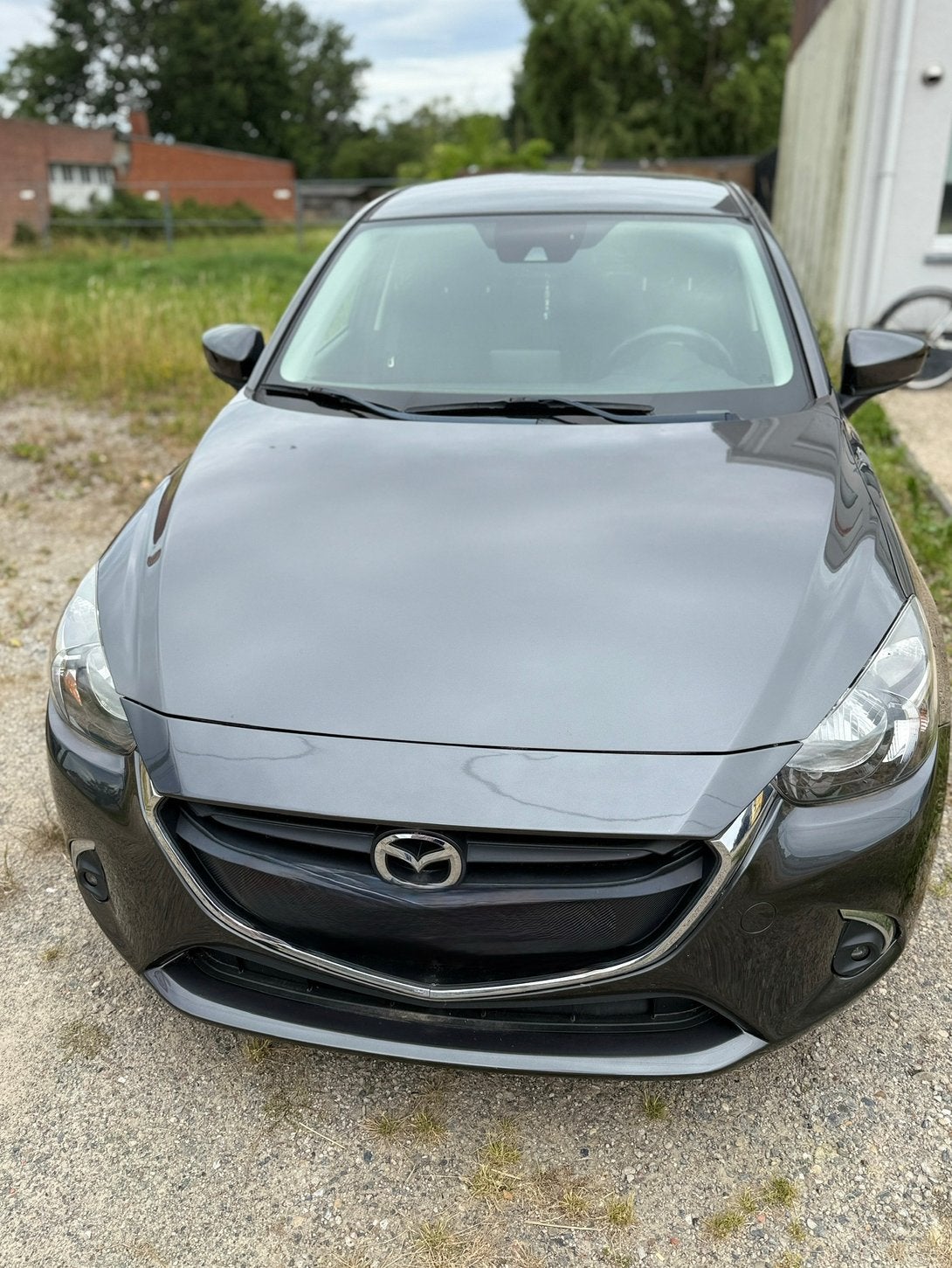 Mazda 2 heel goede staat, Autos, Mazda, Argent ou Gris, Achat, Euro 6, Boîte manuelle