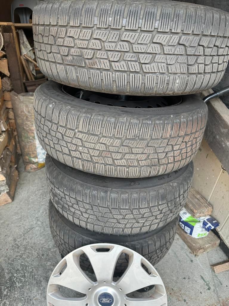 Winterbanden ford focus, Auto-onderdelen, Banden en Velgen, Ophalen, Winterbanden