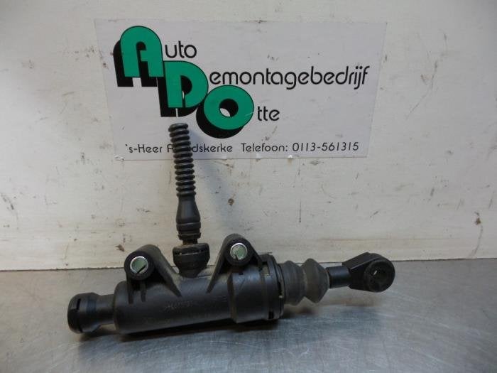 Embrayage cylindre principal d'un Mercedes Vito (Vito 03-), 3 mois de garantie, Utilisé, -, -