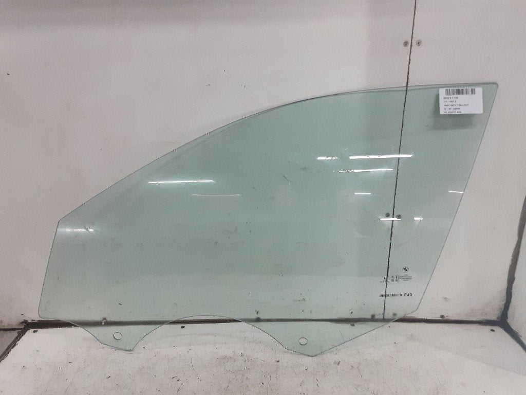 VITRE AVANT GAUCHE BMW 1 serie (F40) (01-2019/-), Mevr. I. Hauben, Utilisé, BMW, Rue de l'Espoir 34 34
4030  GRIVEGNÉE, BE
