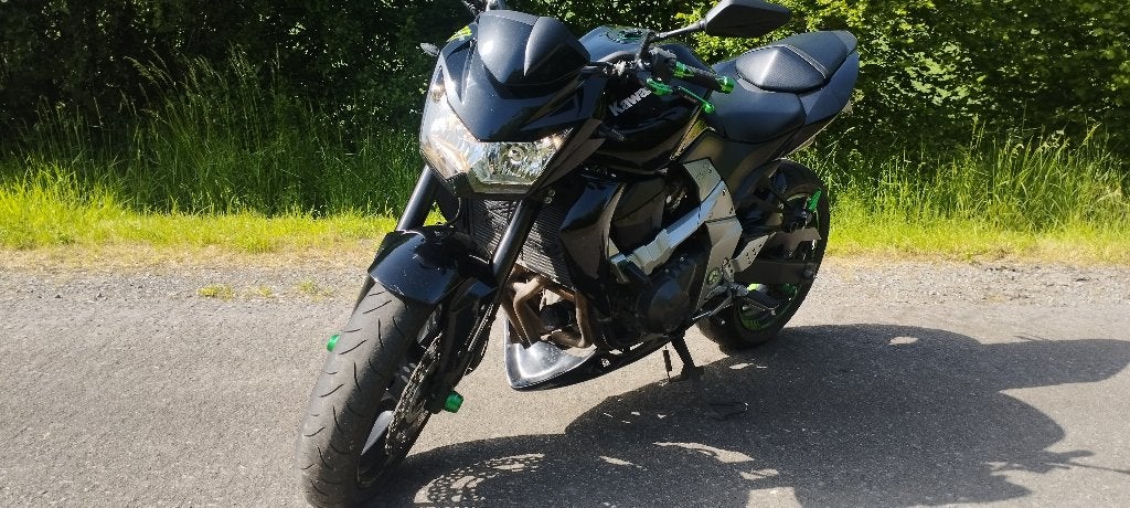 Kawasaki Z750 ABS Full Black -26000 Km- 4190 euros, Motos, 750 cm³, Contrôle de traction, Sport, Neuf
