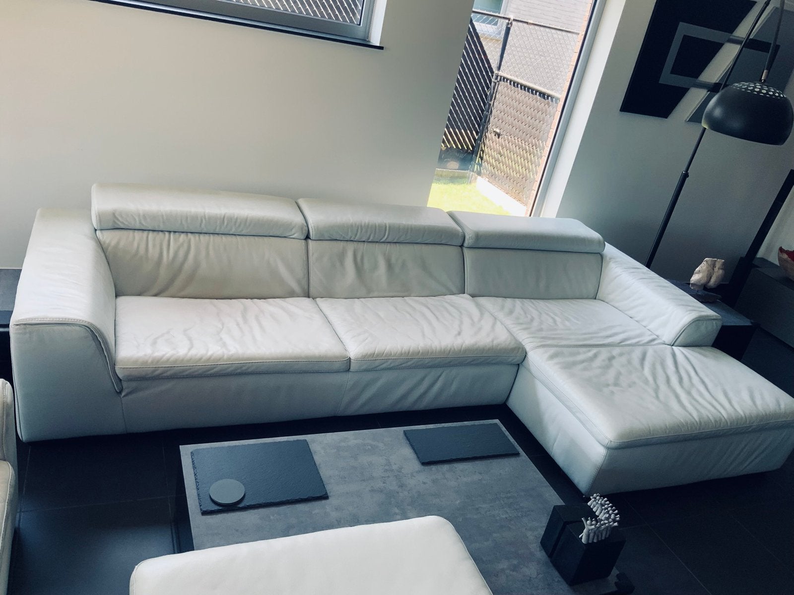 Wit ruim lederen salon., Ophalen, Gebruikt, Modern
