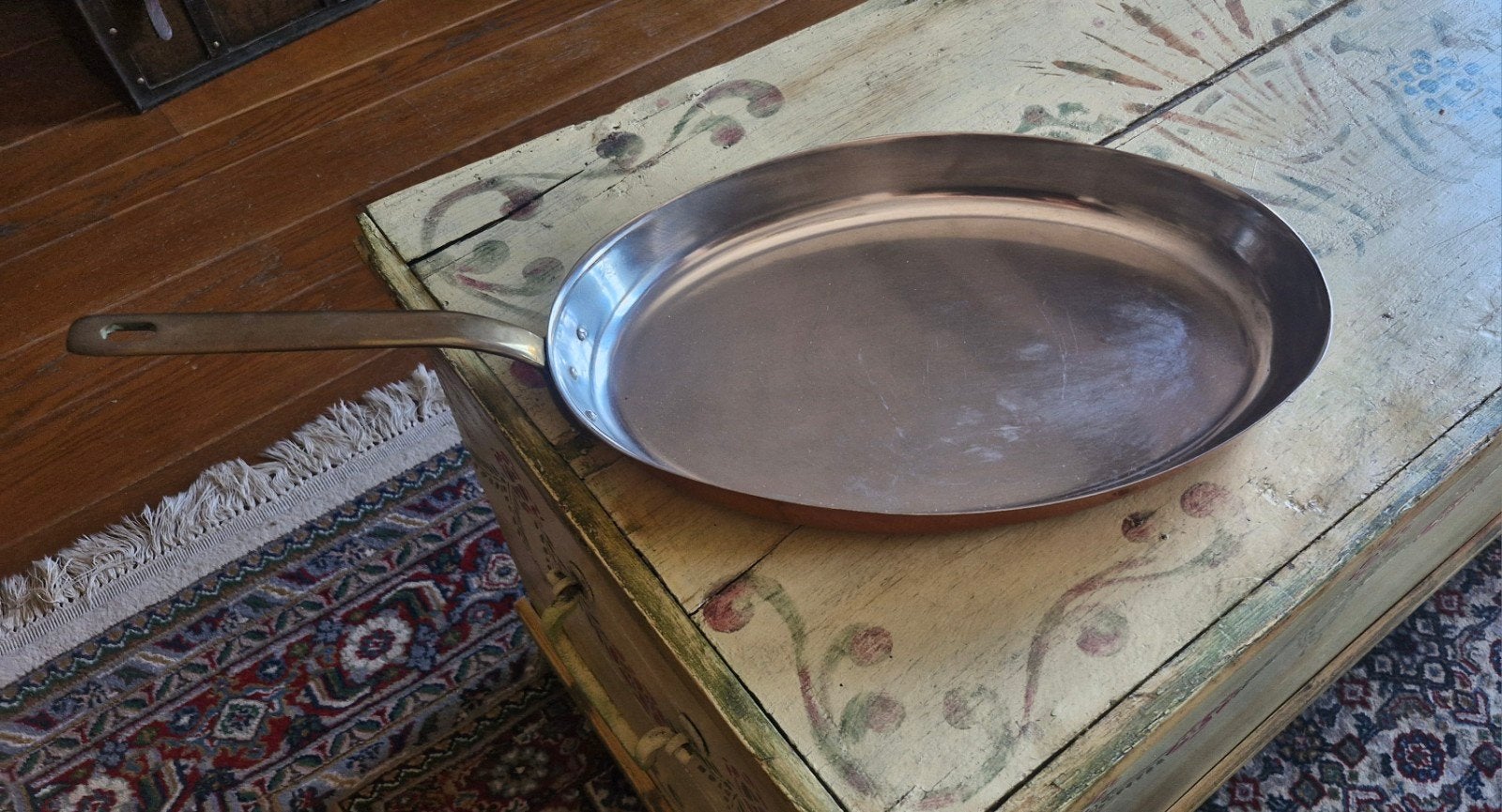 CASSEROLE VINTAGE EN CUIVRE, Enlèvement