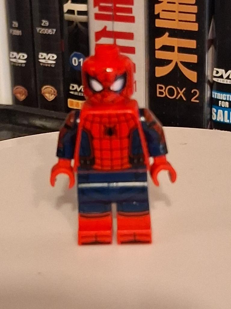 Lego : Spiderman, Envoi, Lego