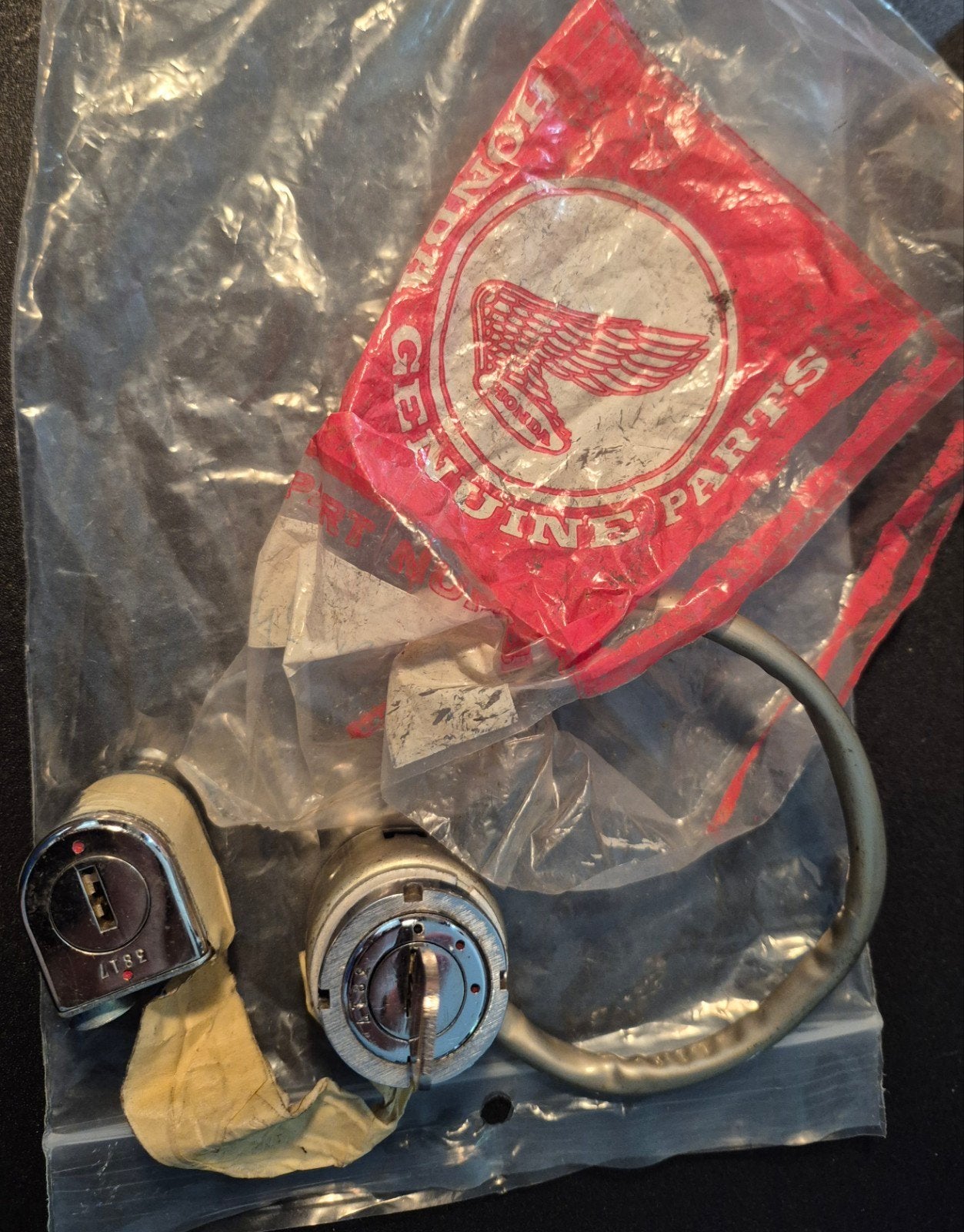 Honda c110 contactslot nieuw., Ophalen of Verzenden