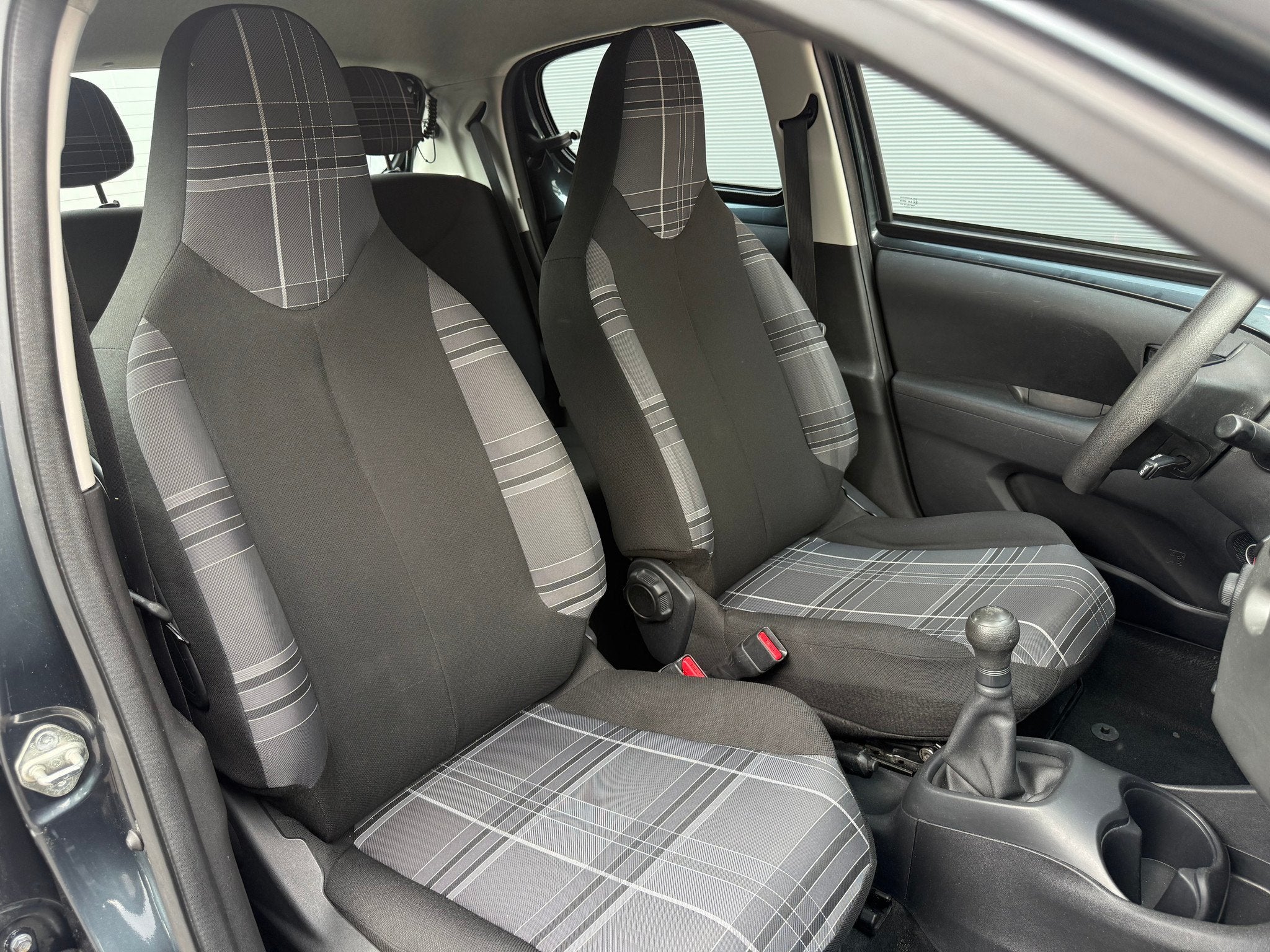 Peugeot 108 12 Vti 82pk AIRCO PATRKEERHULP, Autos, Peugeot, Argent ou Gris, Euro 6, 82 ch, 5 portes