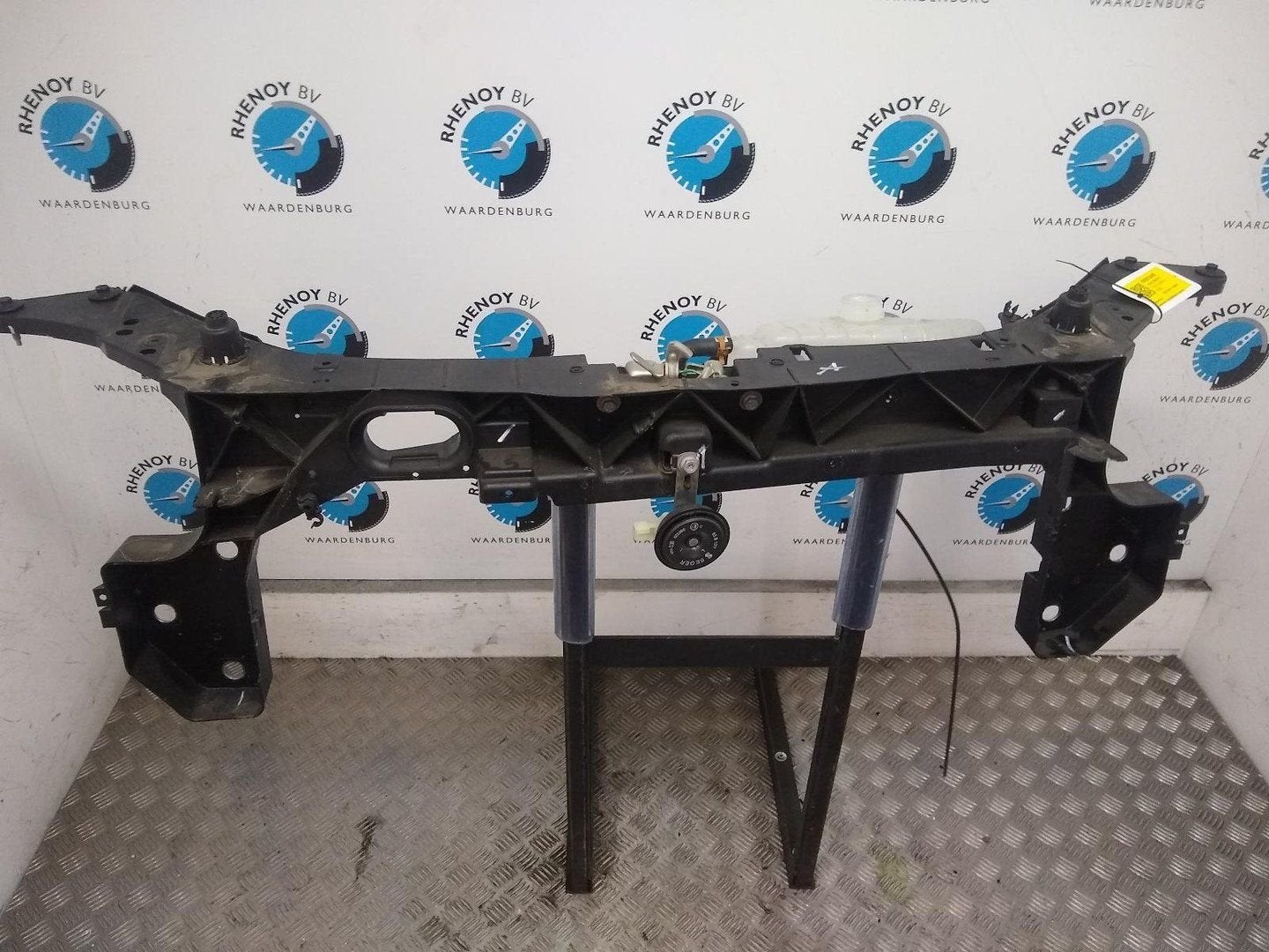 RENAULT CLIO VOORFRONT 2013, Enlèvement ou Envoi, Utilisé, ARN reconnu