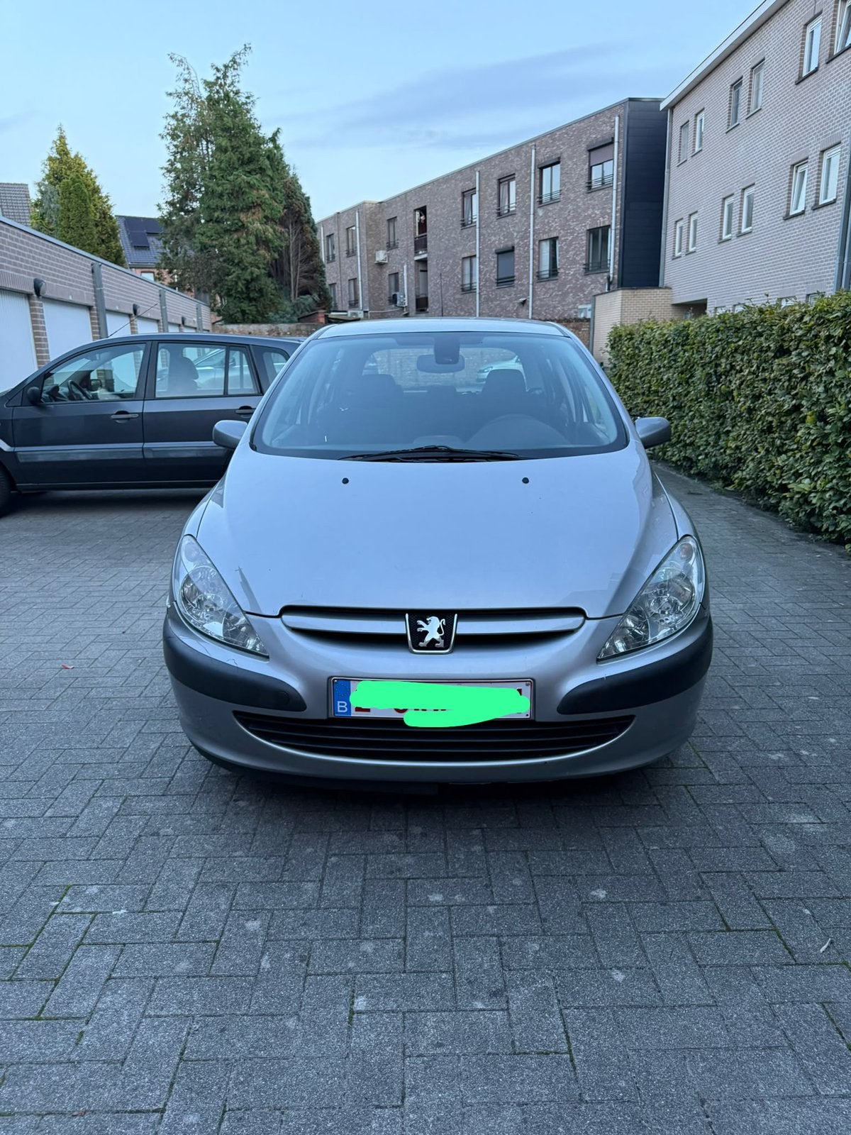 PEUGEOT 307 essence 2004, Argent ou Gris, Achat, 5 portes, 1587 cm³